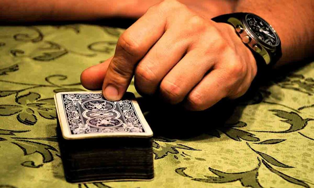 Elegir un casino online no es fácil: ¡Aprende cómo compararlos!