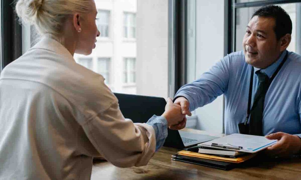 Guía para entrevistas de trabajo: Cómo responder a preguntas clave