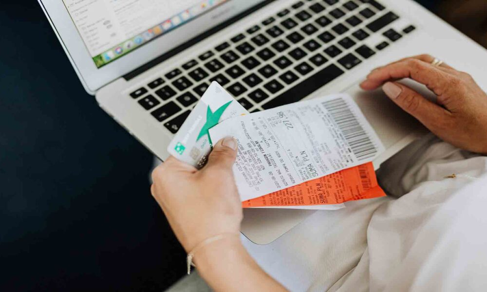 Invierte este Black Friday y Cyber Monday para fortalecer tus finanzas