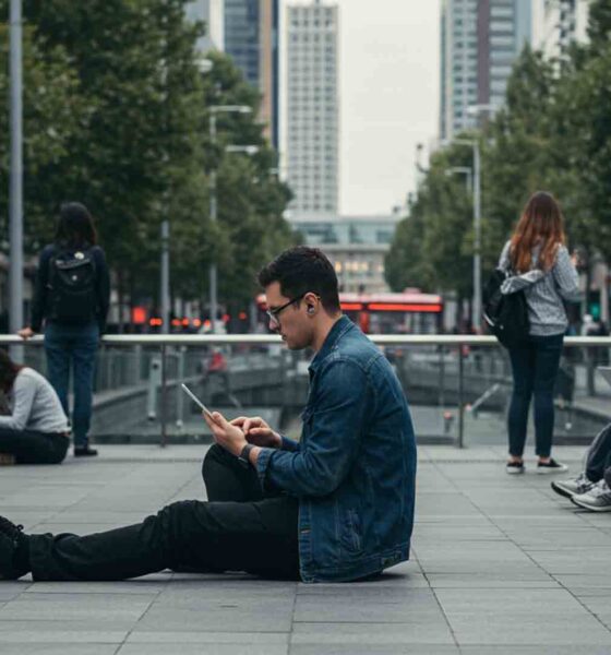 La libertad digital y su relación con la democracia en el mundo